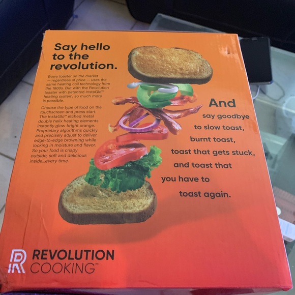 Revolution Smart Toaster - Picture 4 of 4